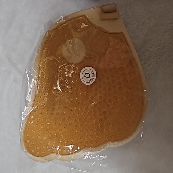 Backless Bra - Picture 4 of 4